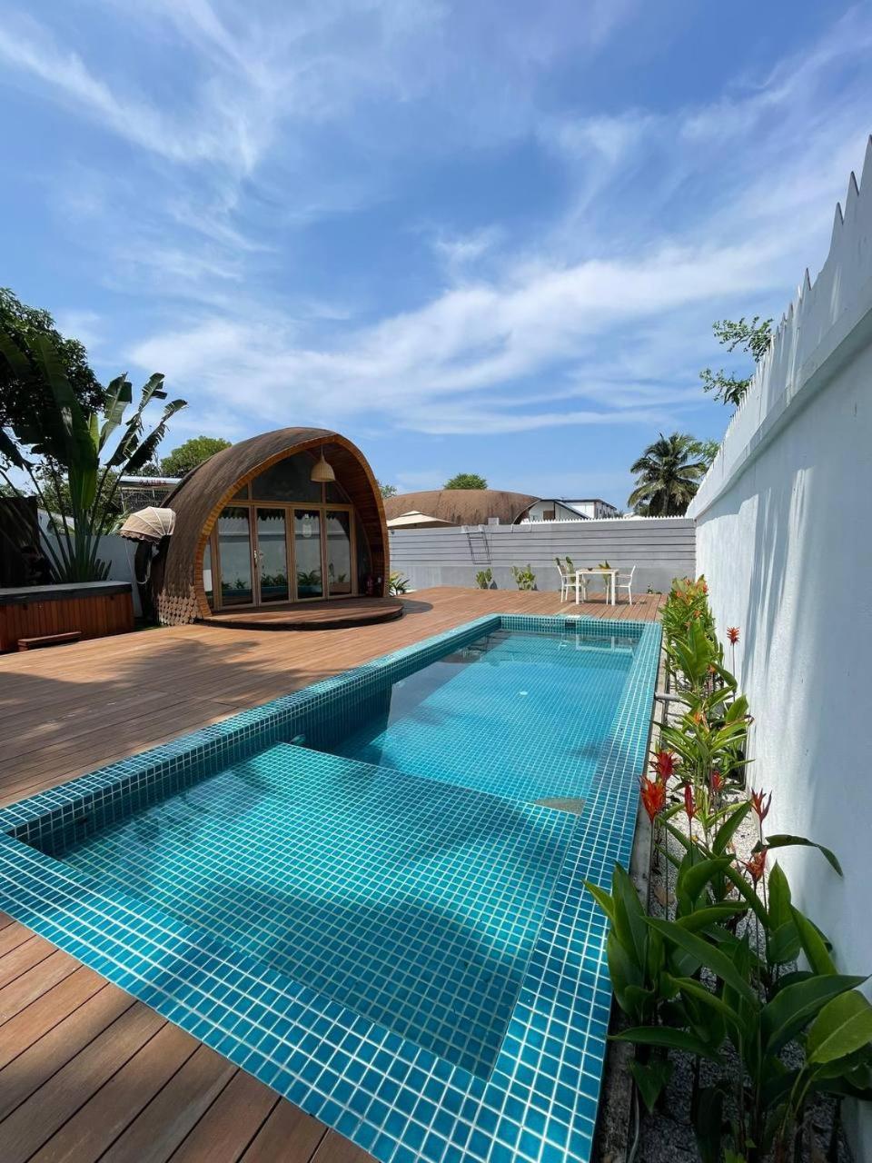 Found Mansion Hotel Pantai Cenang  Luaran gambar