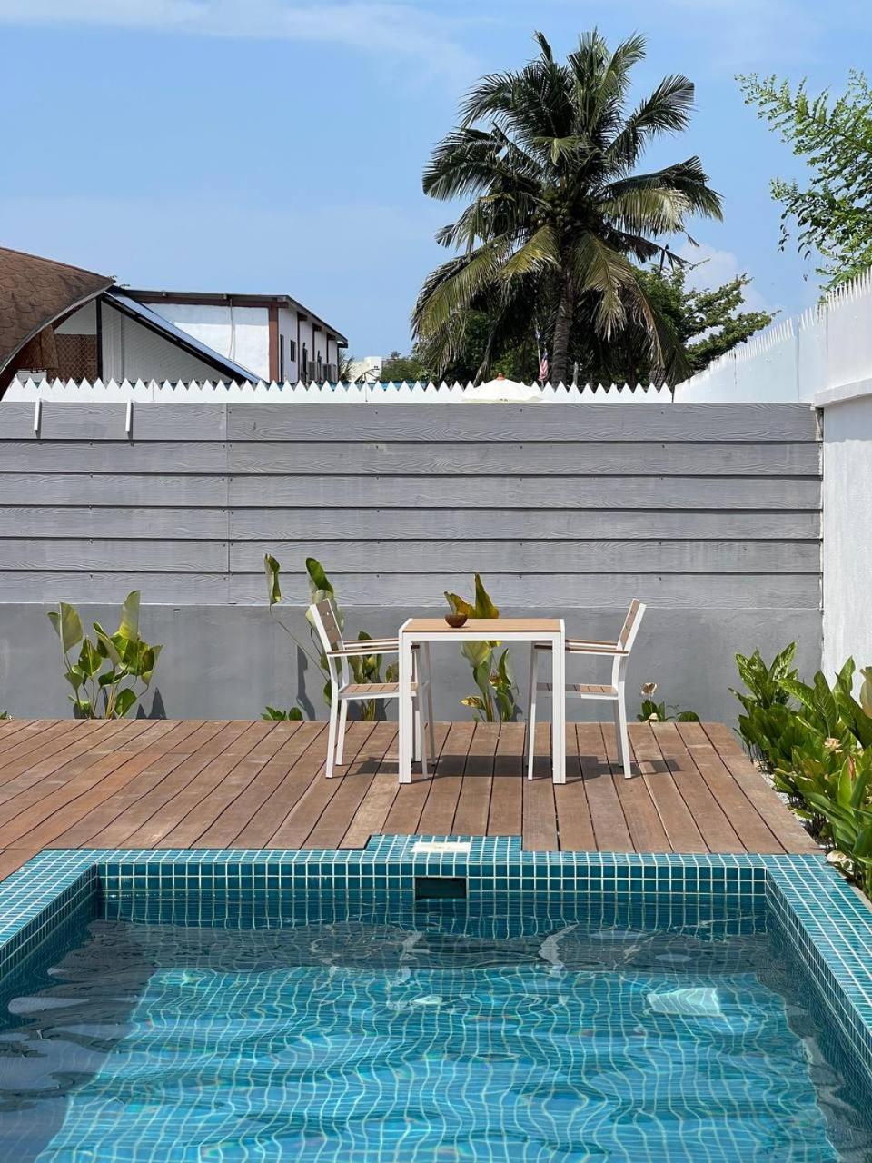 Found Mansion Hotel Pantai Cenang  Luaran gambar