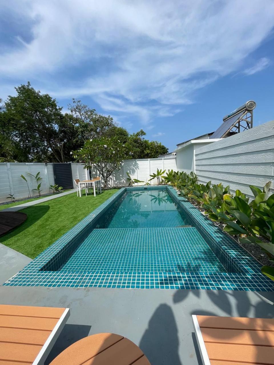 Found Mansion Hotel Pantai Cenang  Luaran gambar