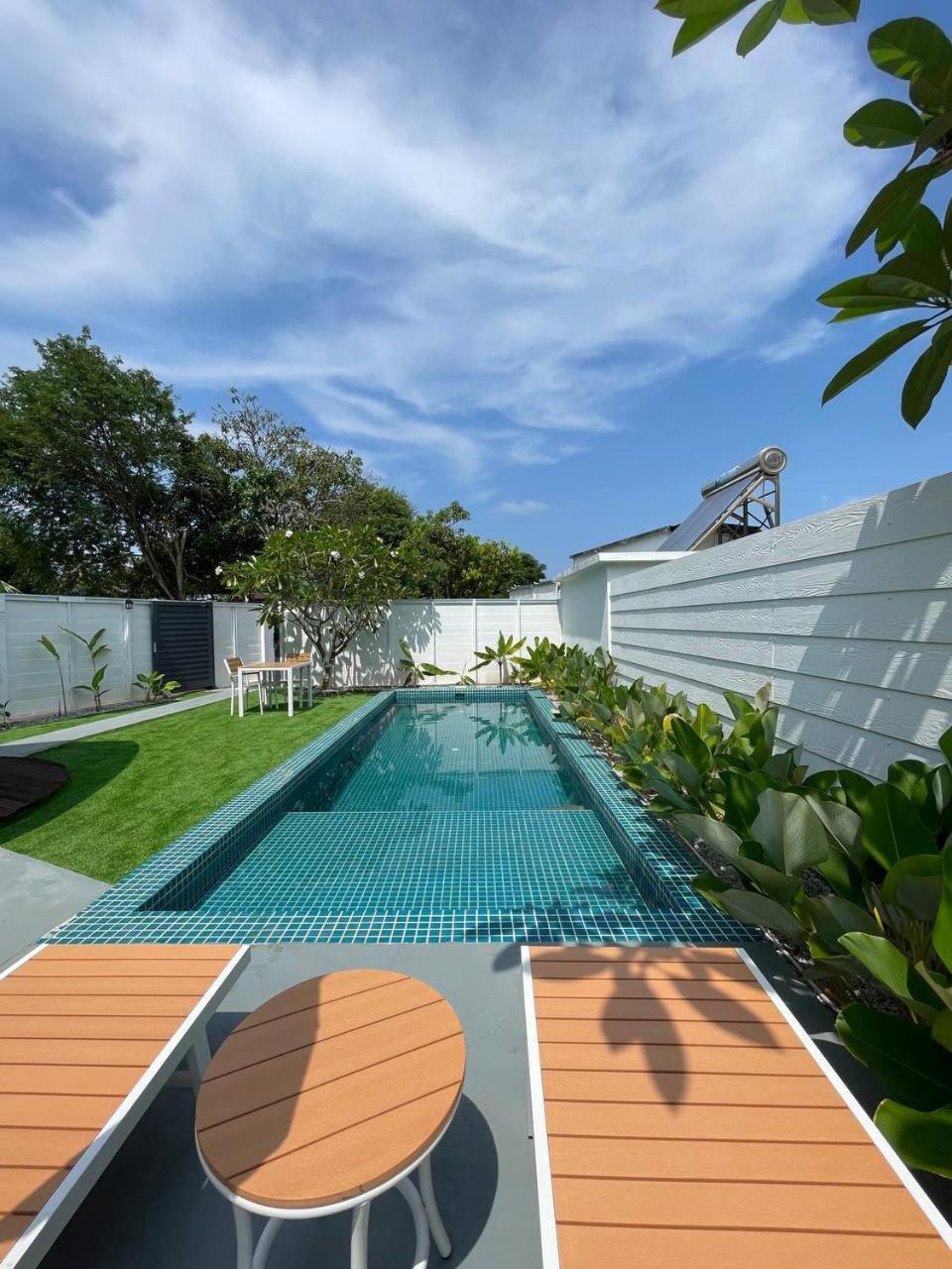 Found Mansion Hotel Pantai Cenang  Luaran gambar